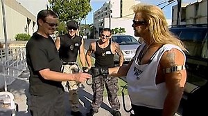 Watch Dog The Bounty Hunter Season 2 Episode 22 - Mothers and Daughters