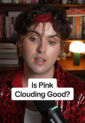 Pink Clouding is…not horrible thank you god 😇 #taylorswift #swiftologist