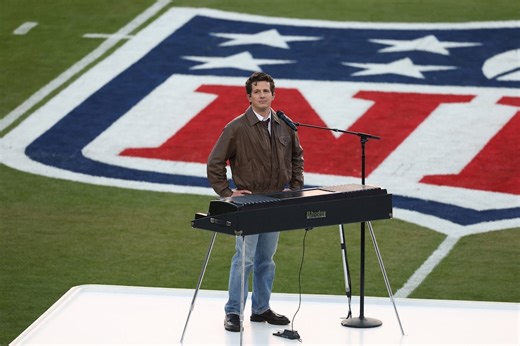 Super Bowl: Charlie Puth's national anthem deserves all the attention