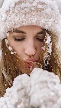 Why Your Skincare Routine Should Change According to the Weather