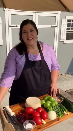 Cooking with Raquel - Almorzando con mi mamá unos ricos chilaquilesY VIVA MEXICO #cooking #raquel #fyp #parati #foryou