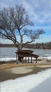 This venue is EVERYTHING Nippersink on the Lake, Genoa City WI #weddingplanning #2027b