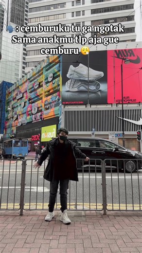 Cemburu di Hong Kong: Kisah dari Pelangi