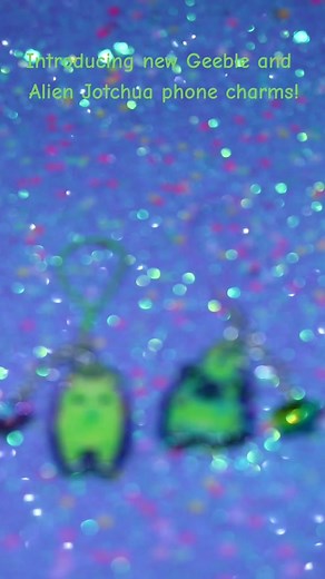 Geeble and Jotchua phone charms, available NOW!!!!!1!1 #smallbusiness #alienposting #geeble #jotchua