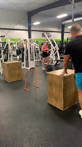 Reactive jumping drills are one of the best ways to improve speed and vertical jump #speedtraining #verticaljump #plyometricstraining #plyos #boxjumps #personaltrainer #trainer #athlete #athleticperformance #sportsperformance | HomeFront Fitness
