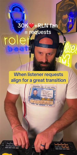 Listener requests can work out for a great song transition!! Throwback Thursdays 7pm EST. Come join the fun!!#tiktoklive #throwback #dj #miami #fyp