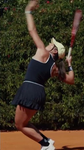 Our marketing team takes on Emma Navarro's serve..