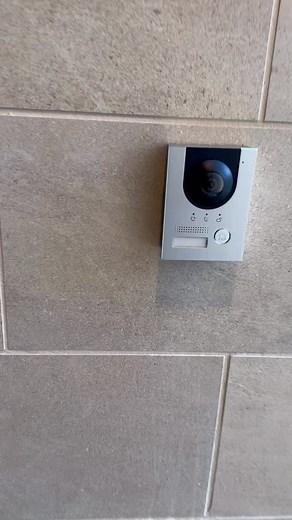 Video intercom that does integrate with our cameras and app so everything is on ONE APPLICATION! 📲 DM TO GET STARTED! #reels #fyp #instagram #explorepage #explore #viral #reelsinstagram #viralvideos | discountedsecuritycameras