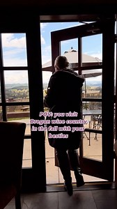 Oregon’s wine country is beautiful in every season, from bright, sunny summer days to cozy rainy days curled up by a tasting room fire place. 🍷 The colder months are a great time to visit wineries, with the vineyard leaves turning fall shades in autumn and moody, dramatic views in the winter. You’re more likely to catch a winemaker with a little time to chat or give you a behind the scenes peek at the winemaking process. Taste South Willamette Valley wines at these wineries: 🍇 @bentonlanewiner