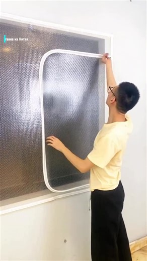 Елена Кибирева | БАЙЕР КИТАЙ | ДОСТАВКА ИЗ КИТАЯ on Instagram: "Утепляющая пленка для окон: как вам такой товар для продажи ? #карго #китайкарго #бизнесидеи #товарныйбизнес #пленкадляокон"