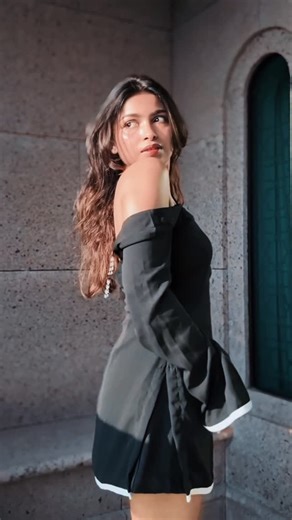 Ruchika Gaurav on Instagram: "Dance reel after ages👀🙈 . DC - @yasshkadamm . Wearing @haseenabyashna"