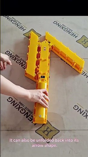 Smart LED Arrow Sign with Light Sensor – Perfect for Safety Guidance!