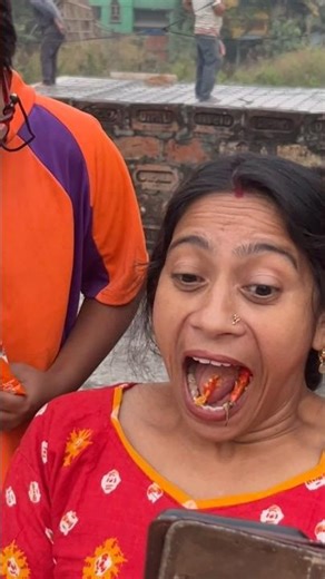 Naughty girl & chilli 🌶️ prank 🌶️ 🤣🤣🤣 #funny #reelsvideo #comedymove #tending #highlights2025