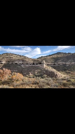 Check out these neat cliff dwellings in a hidden remote area. Would you explore these caves⁉️ ✴️Www.SoaringEagleAdventuresAz.com. #SoaringEagleAdventuresArizona #TravelArizona #HikeArizona #SeeArizona #AdventureArizona #GetOutside #Phoenix #Az #LawrenceMachado #State48 #SoaringEagle #Gohike #TakeaHike #Explore | Soaring Eagle Adventures Arizona