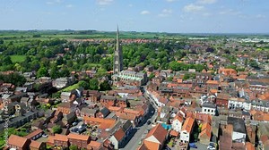 Enjoy an aerial tour of Louth, the medieval Lincolnshire town. St James' Church and its market town allure.