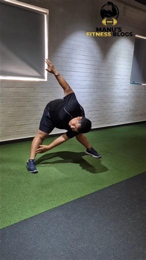 Cross Body Toe Touch Warm-Up for Weight Training | Quick & Effective #shorts