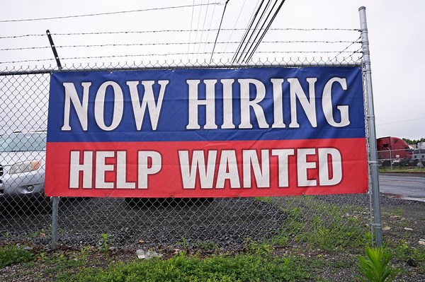 New report reveals Utah job market trends amid high national unemployment rates