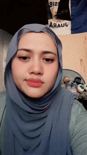 DeWi (@.itsm)’s videos with JJ BUKAN CINTA BIASA Agaa Betch - agaatwo