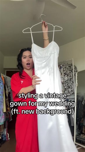 Styling a Vintage Wedding Gown for My Special Day
