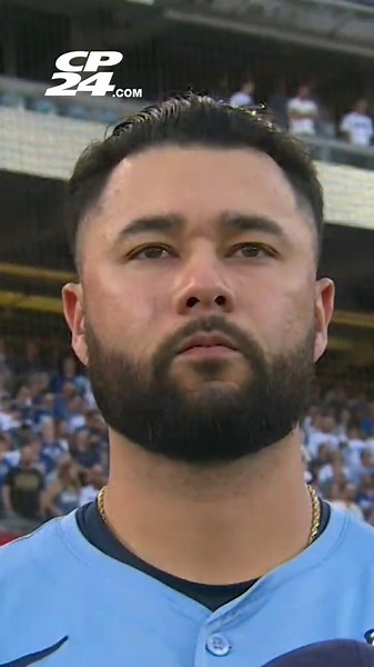 Rufus Wainwright's Unique O Canada Performance at Game 5