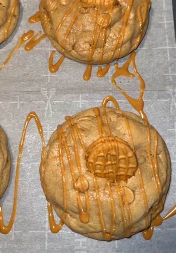 Nutter Butter Peanut butter cookies 🤤 #fyp #baker #bakertok #gourmetcookies #cookies Recipe listed below. Enjoy! 🫶🏽 Dry Ingredients • 2 cups all-purpose flour • 1½ teaspoons cornstarch • 1 teaspoon baking soda • ½ teaspoon salt Wet Ingredients • 1 stick (½ cup) unsalted butter, softened • 4 oz cream cheese, softened • ½ cup creamy peanut butter (added for moisture richness) • ¾ cup light brown sugar • ½ cup granulated sugar • 1 large egg • 1 egg yolk (extra for chew gooey center) • 1 tablespo