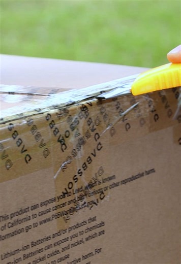 Unboxing the Dabbsson 2000L Power Station