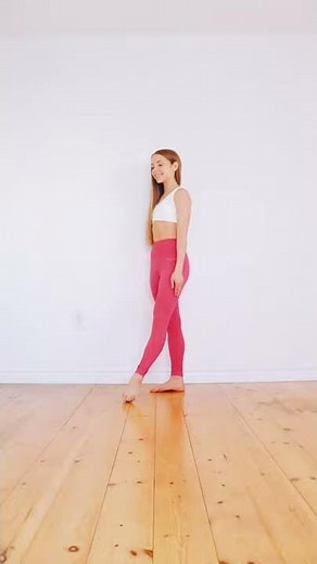 Viral Leg Flexibility TikTok by Anna McNulty