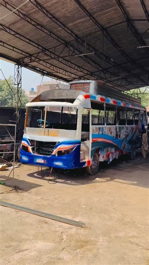 17K views · 588 reactions | Imran brother bus bodybuilder manufacture new mini cobra double glass bus will manufacture within 30 days. It’s 40 seater bus with luxury front and back look and we use top notch quality lights in that bus for booking just call now #Transport #BossBody#trending #ForYou | Imran Brothers Bus Body Makers | Facebook