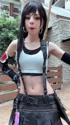 This dance is fun #tifa #tifacosplay #tifafinalfantasycosplay #finalfantasy #finalfantasycosplay