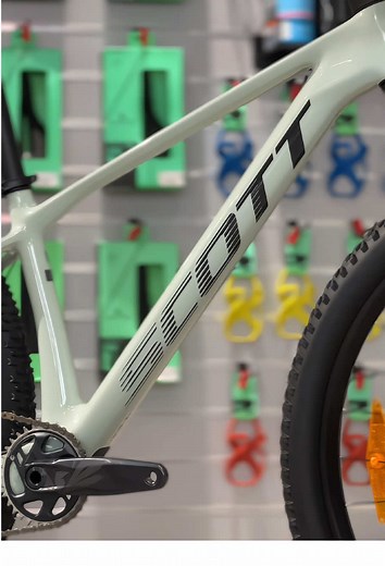 Explore the SCOTT SCALE 920 for Ultimate MTB Performance