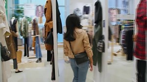 Amazon opens first physical fashion retail store