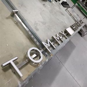 [Hot Item] Customized Acrylic Face Lit Letter with Trim Cap for Wholesale Shop Front