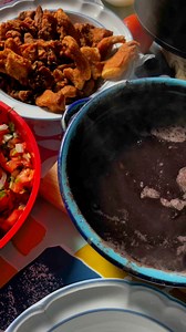 Esto es mi lindo Veracruz 🤩👌 #FrijolitosHervidos #SalsaPicoDeGallo #Chicharrones #TortillasAManos #MisantlaVeracruz | Luigi Garcia