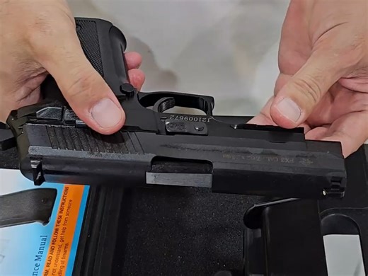 中国北方工业公司 PX3 手枪