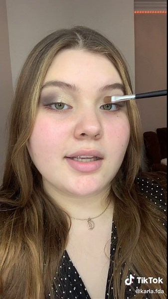 Blue Makeup Tutorial Inspired by Soy Luna