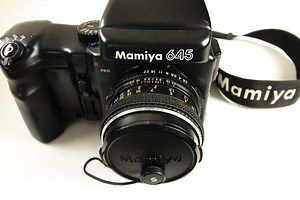 The Mamiya 645 Pro - Finding the right medium format camera - Aly’s Vintage Camera Alley
