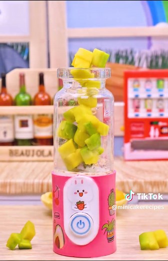 Delicious Mini Cake Recipe for Easy Decorating