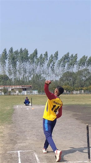 How To Bowl Left Arm Spin 🤫 Left Arm Spin Bowling Kaise Kare 😱#trendingshorts #trendingmusic #shorts