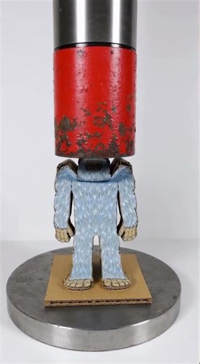 Crush Cardboard yeti