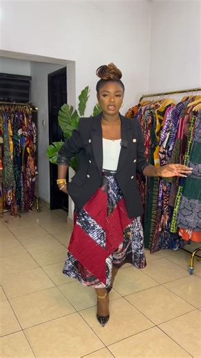 DSP by Olamide 🇳🇬 on Instagram: "Triple layered asoke skater skirt!! . . Outfit by @divastylepool NOTE: recommended for uk 8-16 Length 32/38 Model is 5:3 and is wearing a Lenght 34’ PRICE: Uk 8-12 length 32: 58,500 naira (additional 5,000 for length 38’) Uk 14-16 length 32: 63,500 naira (additional 5,000 for length 38’) Limited pieces per design Pattern on each print might slightly vary #adire#dashiki#mixandmatch#loungewear#asokertwbouboufreefitdspbyolamideshopdspadirecomboqueen"