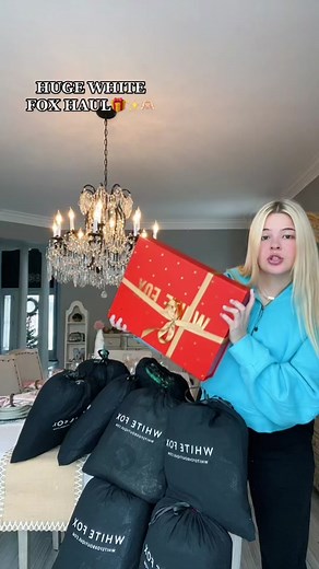 HERES THE HUGE @White Fox Boutique haul🤭 use “DARCYTT” at checkout! #whitefoxhaul #whitefoxboutique #tryonhaul #whitefox #fyp