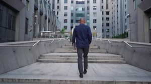 Tracking Shot Unrecognizable Guy Laptop Walking Stock Footage Video (100% Royalty-free) 1068601250 | Shutterstock