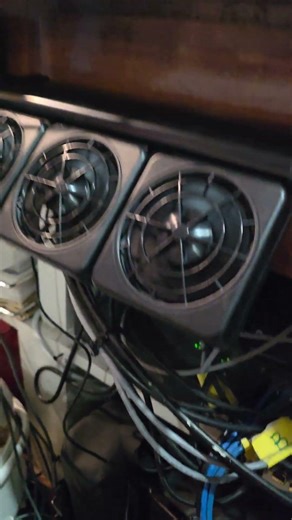 I need a router fan box! 😆
