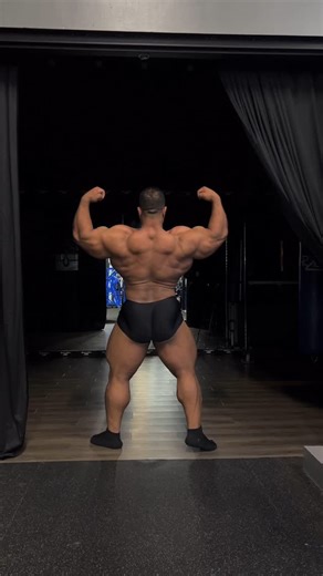 Hassan Mostafa on Instagram‎: "That’s what 320 pounds of muscle look like 💪 no show in mind yet, but working to present my best look on stage. This prep is amazing so far with my coach @ceobiolab ١٤٥ كيلو عضلات 🔥 لسه محددتش بطولة معينة لكن بشغل على شكل يكون ممتاز على المسرح مع مدربي الجديد @ceobiolab #TheTank Sponsors: @jed_north ‘tank15jn @biolabshop.worldwide ‘tank’ @aslanpharmaceuticals ‘tank’ Online coaching: ifbbpro.hassan@gmail.coming"‎