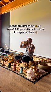 TUTORIAL PARA APRENDER DONDE TOCAR EL CUENCO. Si tienes un cuenco tibetano, es importante que sepas dónde se encuentra la zona de máxima riqueza de frecuencias y de vibración. esta se sitúa en el último centímetro centímetro y medio del borde del cuenco en la parte superior . Otro día te enseñaré la técnica de cómo percutir correctamente para obtener la máxima riqueza de sonido y duración. Te entrego esta valiosa información con amor ❤️❤️❤️ | Escuela de Gong