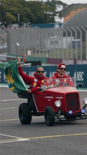 Definitely one of the funniest drivers’ parades of the year 😂🇧🇷 #F1Shorts #F1
