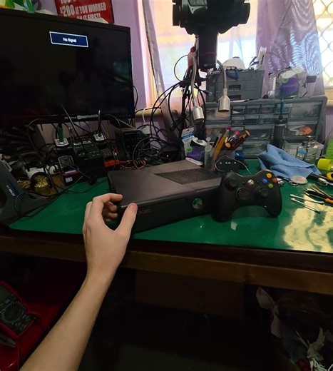 Halo Grunt Noises Flashed to Xbox 360