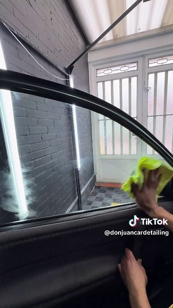 Limpia vidrios tu carro fácil y rápido sin manchas