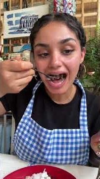 Learning how to cook authentic Thai food 🥘