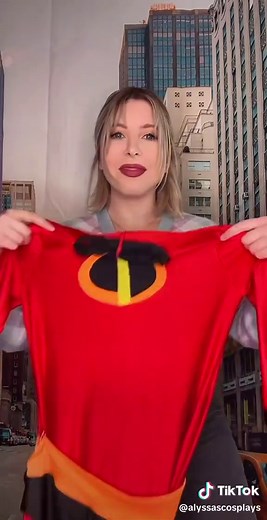Elastigirl Suit Cosplay - Mrs. Incredible Costume Transformation